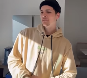 H3114021 Tem gente que só te procura quando precisa part2