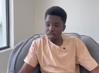 H1516020 Ele procura comida na casa da sua mãe depois de se casar PARTE 2