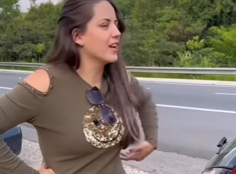 H1908004 Ela pegou seu marido na porta do m0tel, só não esperava que fosse com part2