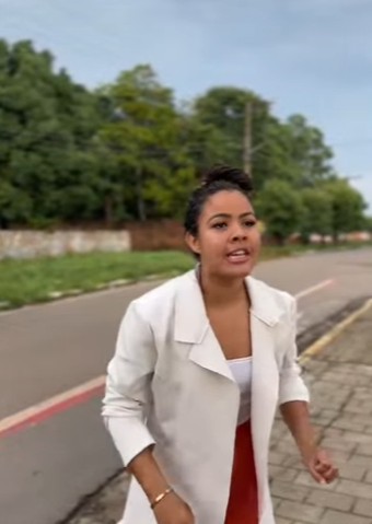 H1622015 Ela julgou tatuagens teve uma grande surpresa part2