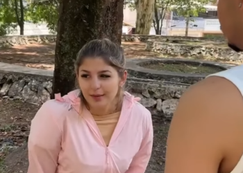 H1909013 Pedi para um estranho ser meu namorado, para fazer ciúme no meu ex part2