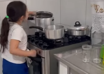 H1604017 Ela maltratava sua enteada até que vida lhe ensinou esta lição part2