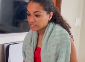 H1901019 Menina inteligente da uma grande lic part2