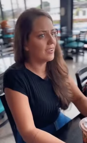 H2208013 Eu tento agradar de todo jeito mas tem gente que não adianta,a Mãe do meu noivo insuportável,não gosta de nada parte 2