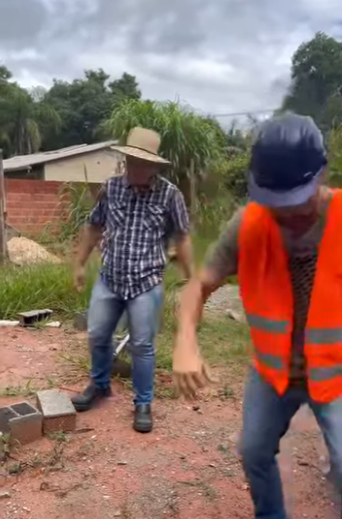 H0511007 Esposa com marido c4deir4nte tenta ficar com cunhado desm4sc4r4d4 part2