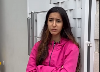 H2303015 Disse pra ela que comprou um terreno pra fazer uma part2