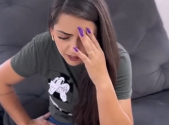 H2208020 Tudo que acontece na nossa casa meu Marido vai contar pra mãe dele,não suporto mais isso part2