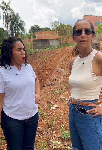 H2906021 Ela foi humilhar ficou humilhada part2