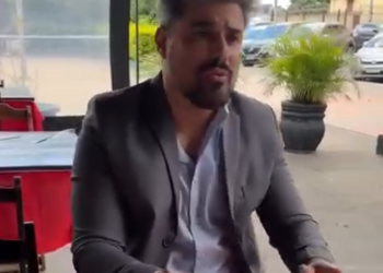 H2209021 Não lhe dei atenção porque olhava outras mulheres na rua part2