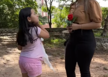 H2409002 Jovem milionária descobriu que garota que vendia part2