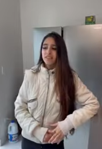 H2416001 Parei de comer para comprar um celular part2