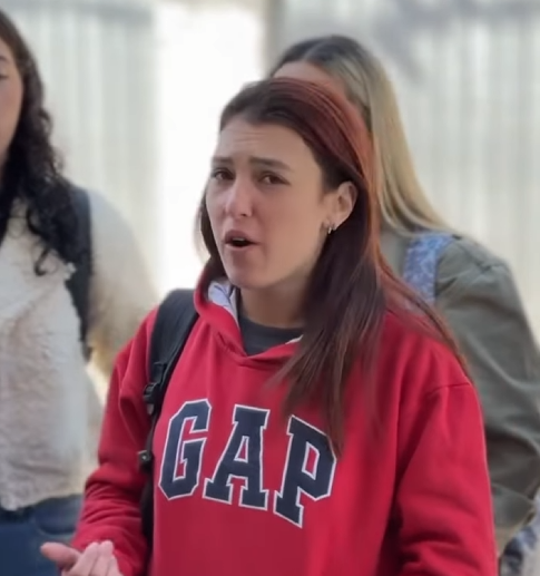 H3113007 Convidou irmã para sua casa ela foi com toda família parte 2