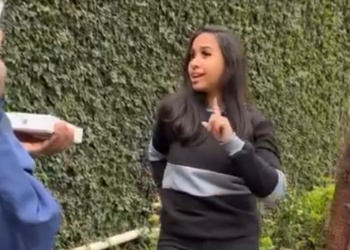 H2218021 Olha que esses dois faziam com as pessoas part2