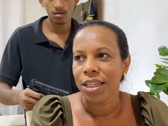 H2419017 Ela estava correndo perigo! part2