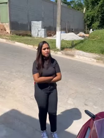 H0516001 Sua irmã lhe deu uma moto ela se recusa levá la para trabalho part2