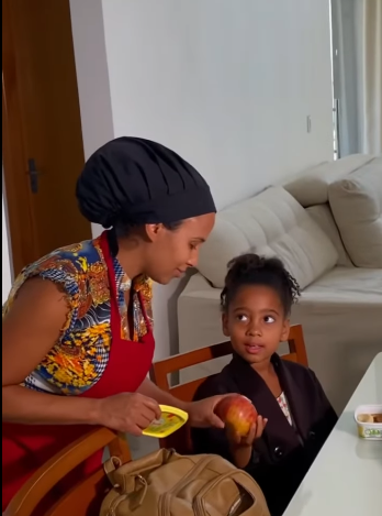 que ela fez com sua empregada filha foi incr part2