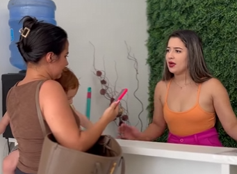 H2606018 Dessa forma, ela levava as coisas para as pessoas part2