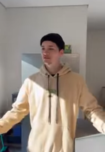 H2816016 Tem gente que só te procura quando precisa part2