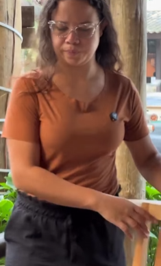 H3102005 Desculpa Senhorita no part2