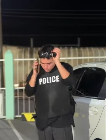 H3022016 Mulher arrogante se achava superior mundo da part2