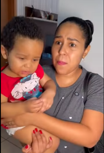 H0517006 Ela cuidou dos filhos agora vem os netos! part2