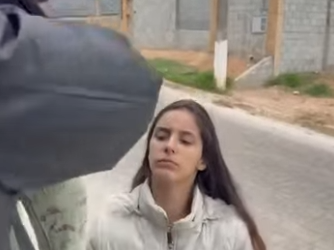 H0518001 Tem mulher que não quer que você esteja com ela, mas não quer te ver com outra pessoa part2