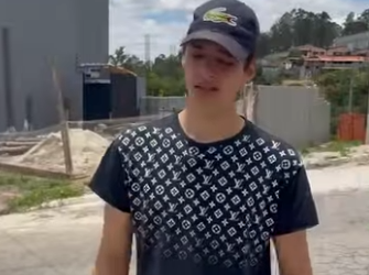 H0618001 Os dois viram quando carteira dela caiu part2