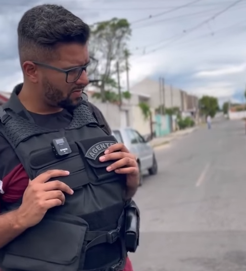 H3001009 Nunca mexa com filha de um comandante part2