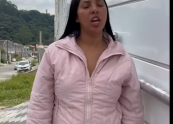 H0503013 irmã dela dá um carro para namorado para que ele deixe part2