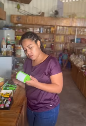 H0606004 Se mundo tivesse um pouco da paciência dessa mulher seria muito melhor veja essa história! part2