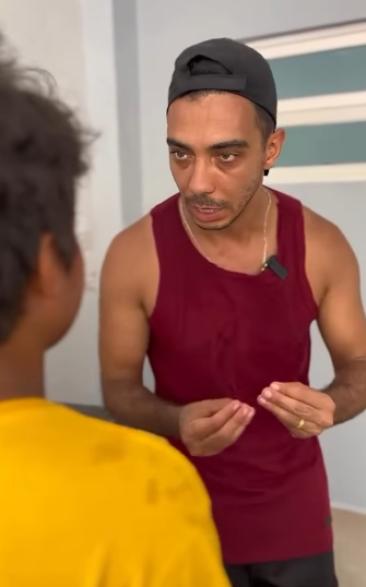 H0601018 Ela tenta sair dessa part2