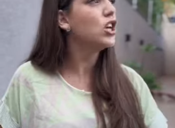 H3108001 Ele achou que iria me impedir de dirigir nosso car part2