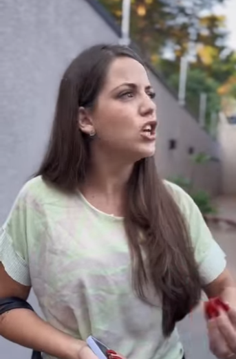 H3108001 Ele achou que iria me impedir de dirigir nosso car part2