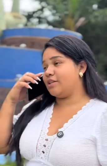 H0819010 Ela segurou o choro part2