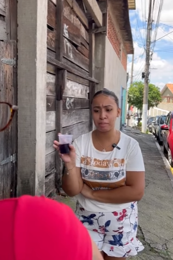 H0918021 Ela não aceitava amiga ser igual ela, fez is part2