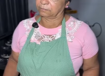 H0901008 Doméstica comprou um part2