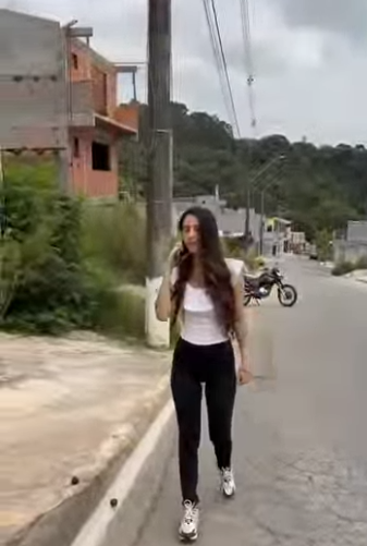 H1016026 Ele não queria que sua esposa compartilhasse com os outros part2