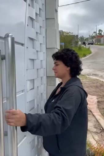 H1016013 Deixava sua esposa trancada part2