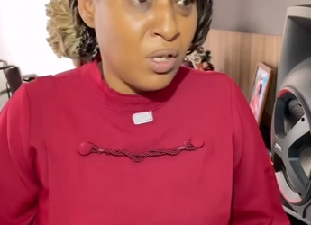 H0917009 Funcionária enfrenta part2