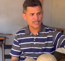 H1106015 Ela descobriu oque filho estava passando Acompanhe essa história part2