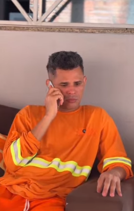 H1106029 Ela não ajudav4 ele tomou atitude part2