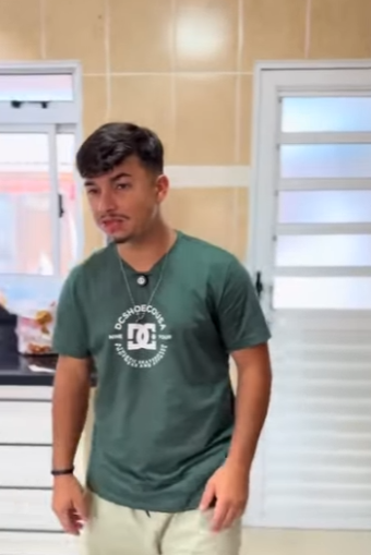 H3119019 A vida acontecendo aos poucos part2