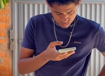 H1121042_Funcionária da uma lição no patrão_part2.mp4