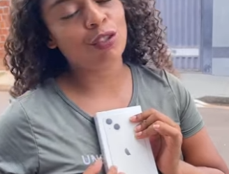 H2520009_Usou dinheiro do bolsa família para comprar um celular novo_part2.mp4