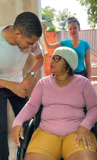 H2520010_Filho leva mãe para morar com ele, mas nora não aceita situação passa fazer de tudo para se livrar da sogra._part2.mp4