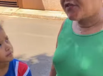 H2520001_Criança mimada acredita ser superior todas as outras crianças da escola._part2.mp4