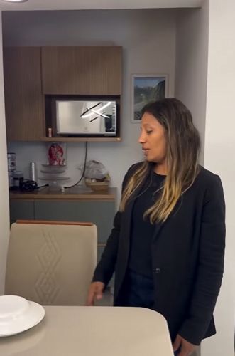 H2418010_Minha mãe minha irmã chegaram sem avisar na minha casa_part2.mp4