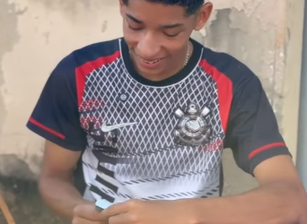 H2506005_Empresária faz teste de honestidade olha oque aconteceu_part2.mp4