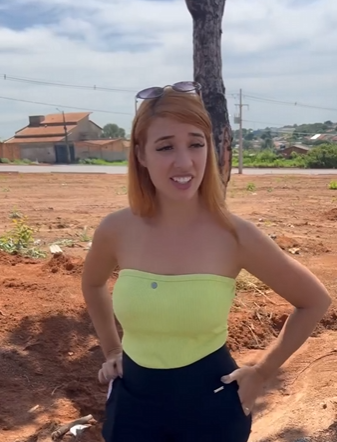 Vendedora julga cliente pela aparência, mas vai acabar se arrependendo. part2