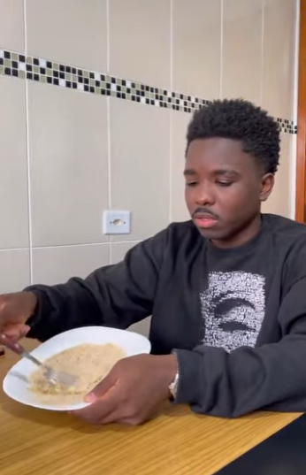 Jovem se casou sem saber cozinhar nem arroz branco part2